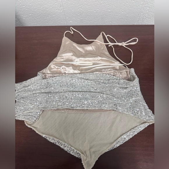 Gold Sequin Cami Wrap Crop Top - Picture 4 of 5